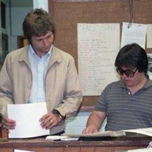 Adviser Bob Bortel (left) works with editor Mike McIntyre, 1986